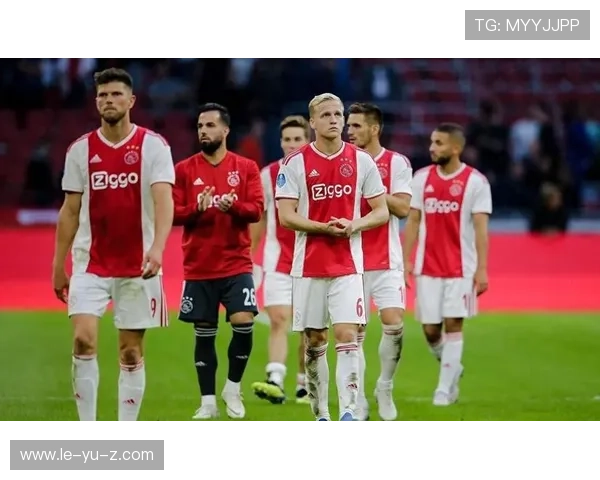 阿贾克斯怎么了？荷甲垫底，10场只赢2场，昔日豪门陷入危机