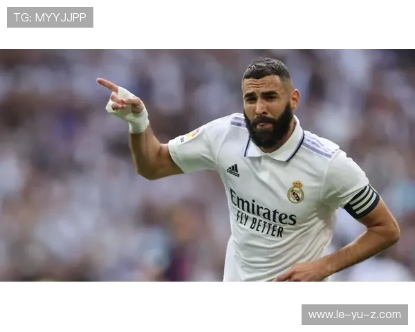 本泽马技术全面性展现巅峰状态，成为球队核心关键人物