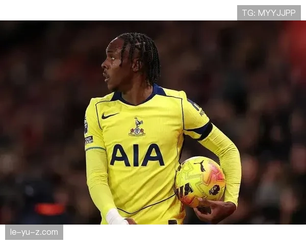 英超新星乔·霍德表现出色 各大豪门竞相关注