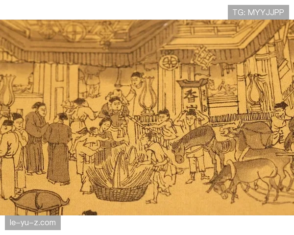 柳雅慧背着那只能把我家装修两次的包，站在夜市摊前像个路人，画风好奇怪